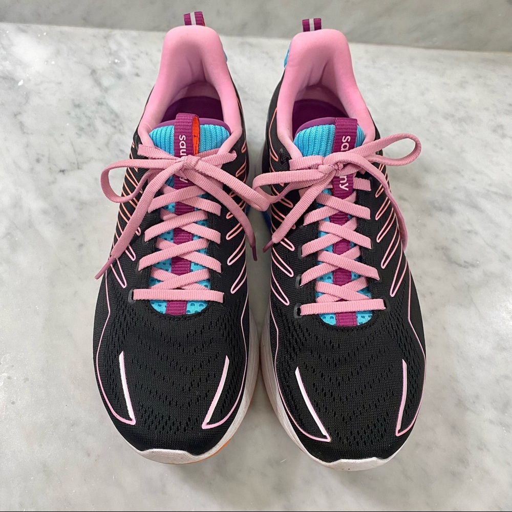 Saucony Endorphin Shift, size 10.5